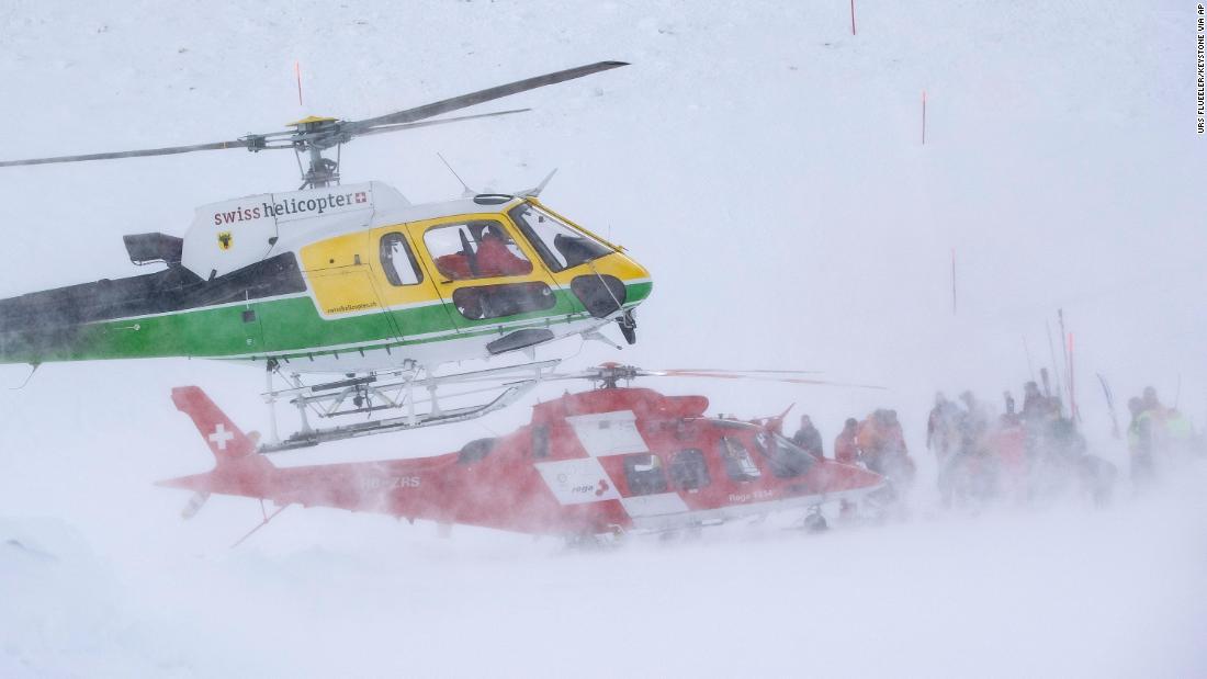 Avalanche sweeps across Swiss ski slope
