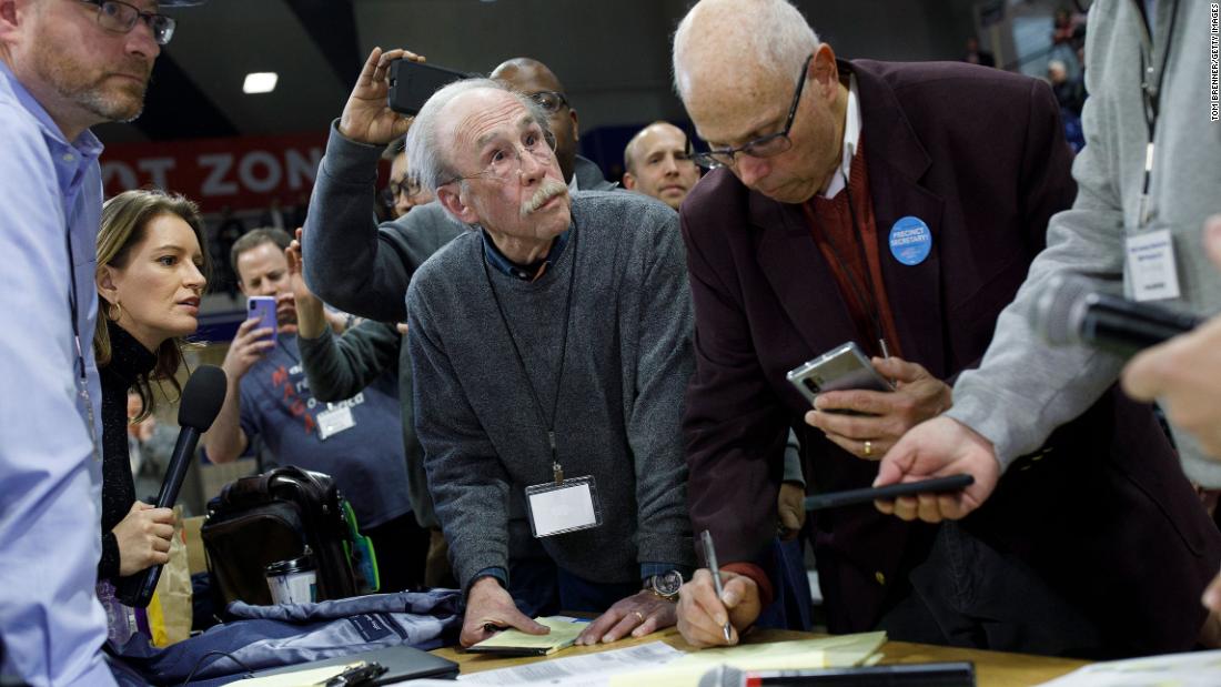 Initial results from Iowa caucuses show Buttigieg has narrow lead