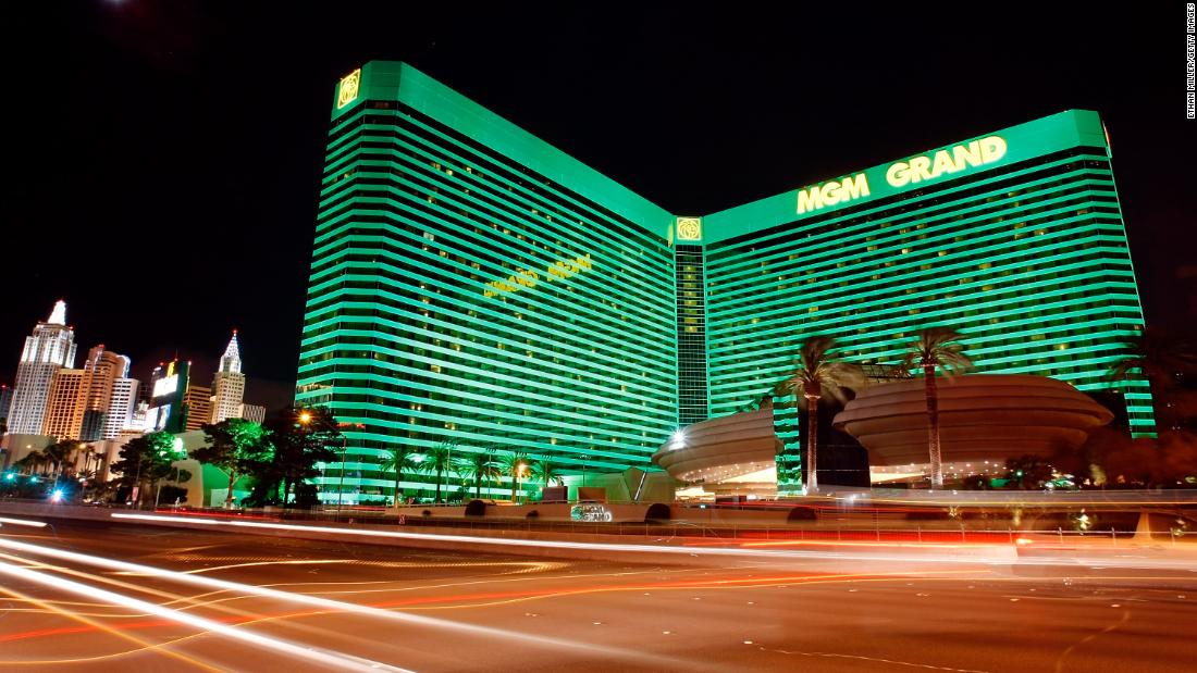 Las Vegas buffets shutting down over coronavirus concerns