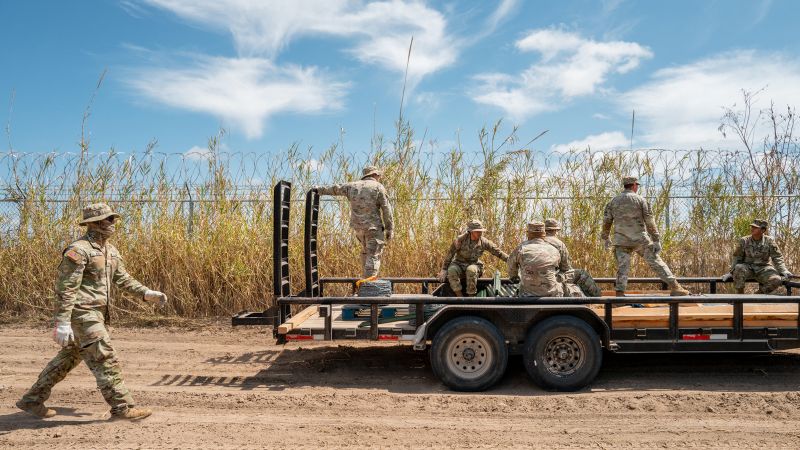 Texas immigration controversy rekindles fight over Arizona’s ‘show me your papers’ law