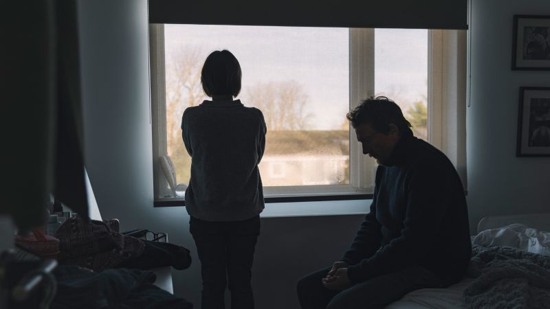 First-degree relatives are 9 times more likely to develop a serious form of depression, study says