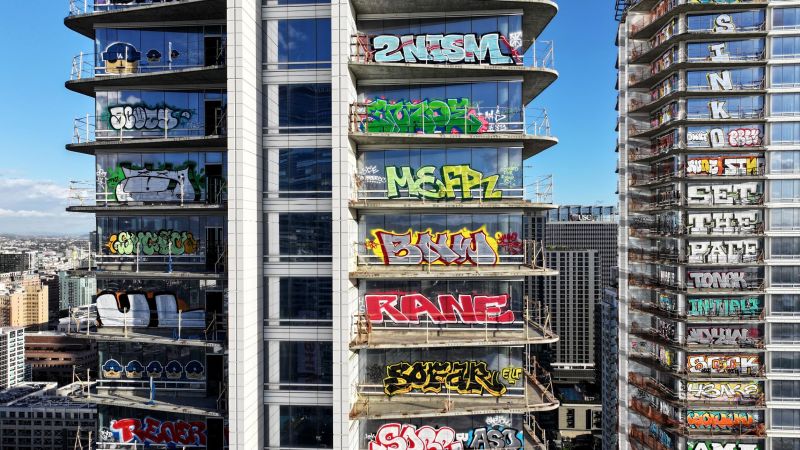 Meet one of the artists behind the graffiti on infamous LA skyscrapers | CNN
